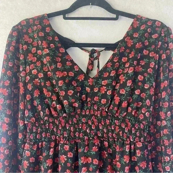 Indulge Women's Floral Smocked V Neck Bell Sleeve Fairy Goth Maxi Dress Sz Large - Picture 13 of 13